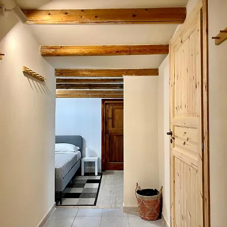 Castello A Mare Apartment *