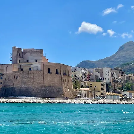 公寓 Castello A Mare 卡斯泰拉马莱